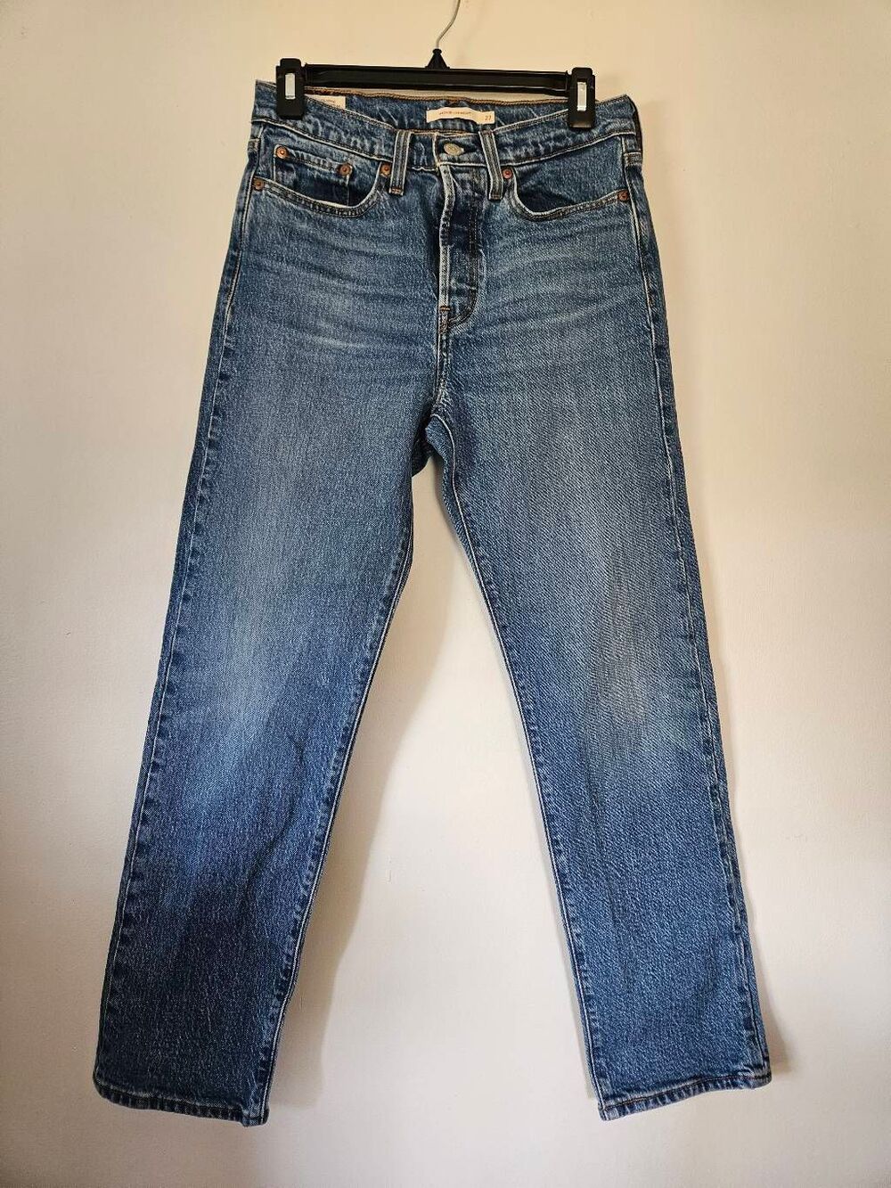 Levi's Wedgie Straight Jeans Women's W27 L28 High Rise Medium Wash Button Fly